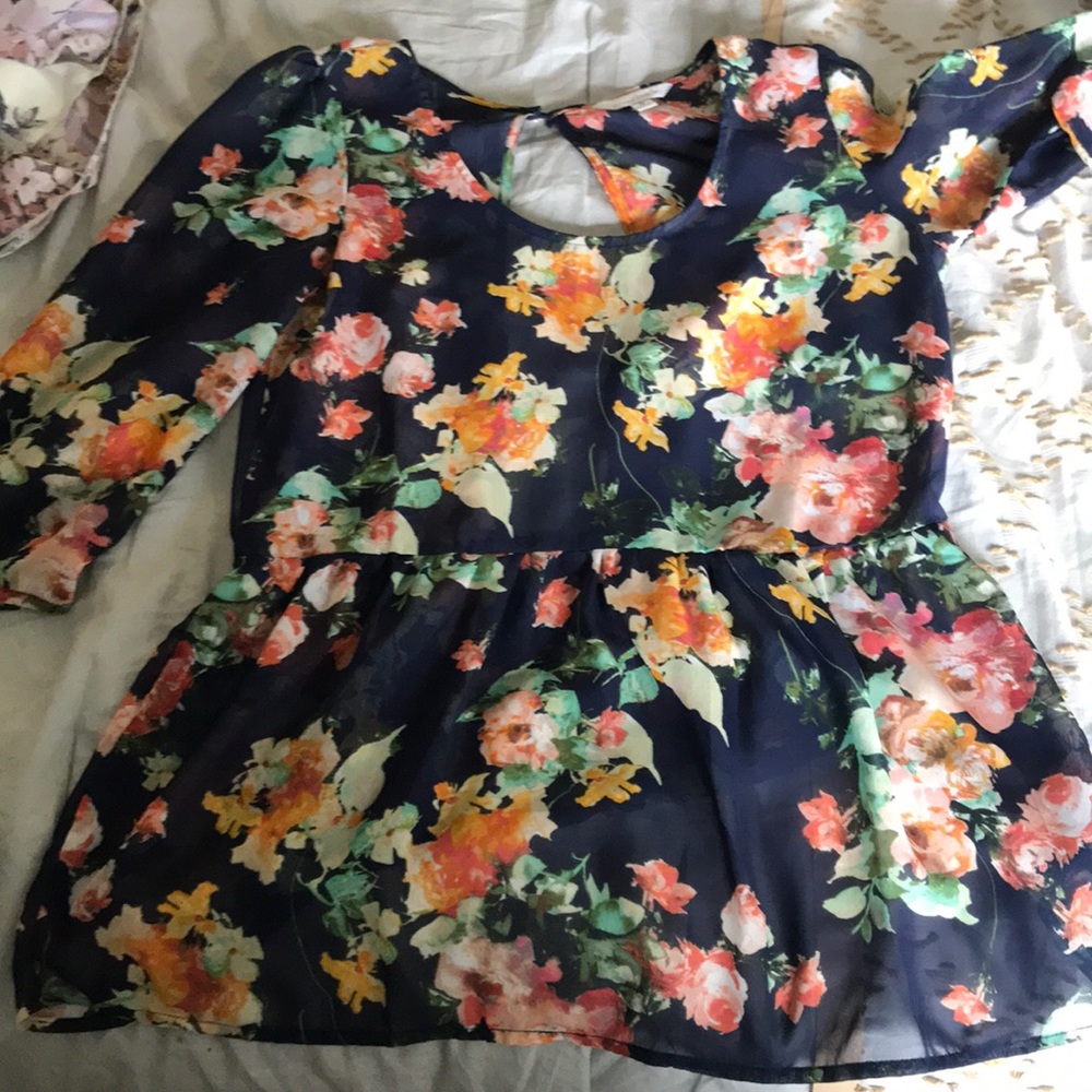 Floral top